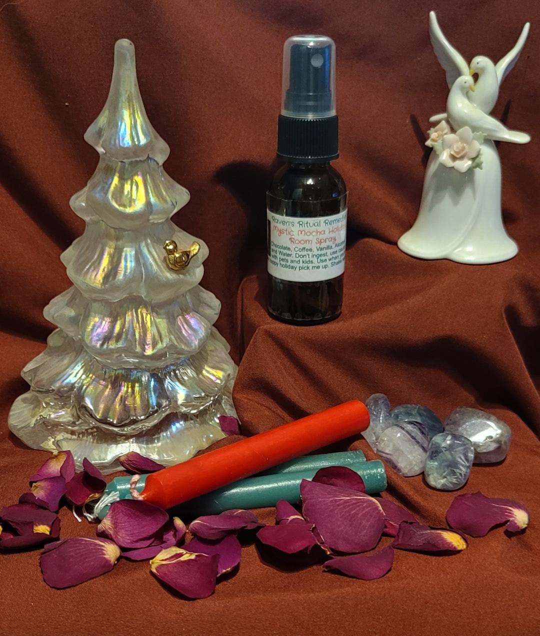 MYSTIC MOCA HOLIDAY ROOM SPRAY