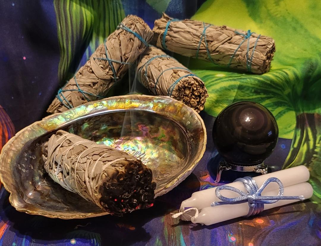 WHITE SAGE SMUDGE BUNDLE